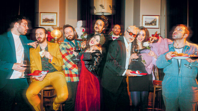 παρωδία-στην-κουζίνα-του-θεάτρου-563422681