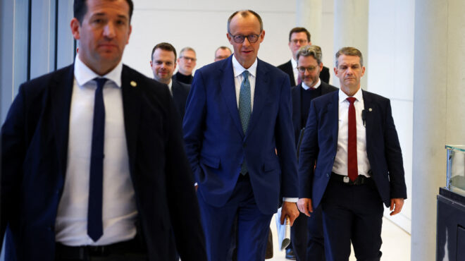 γερμανία-καμπανάκι-από-την-εκκλησί-563441500