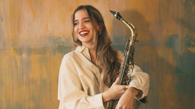 σαξόφωνο-και-ούτι-παντρεύονται-στη-σκ-563413006