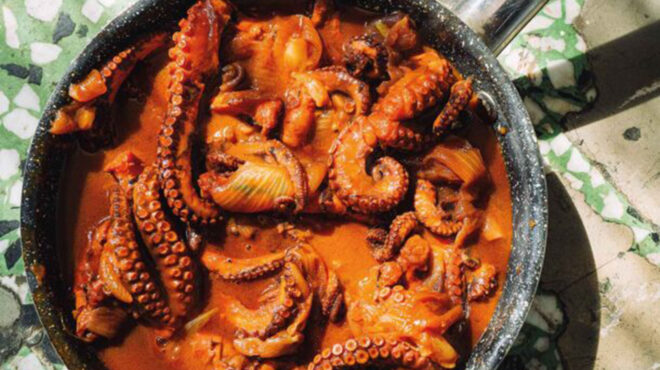 χταπόδι-στιφάδο-563404381