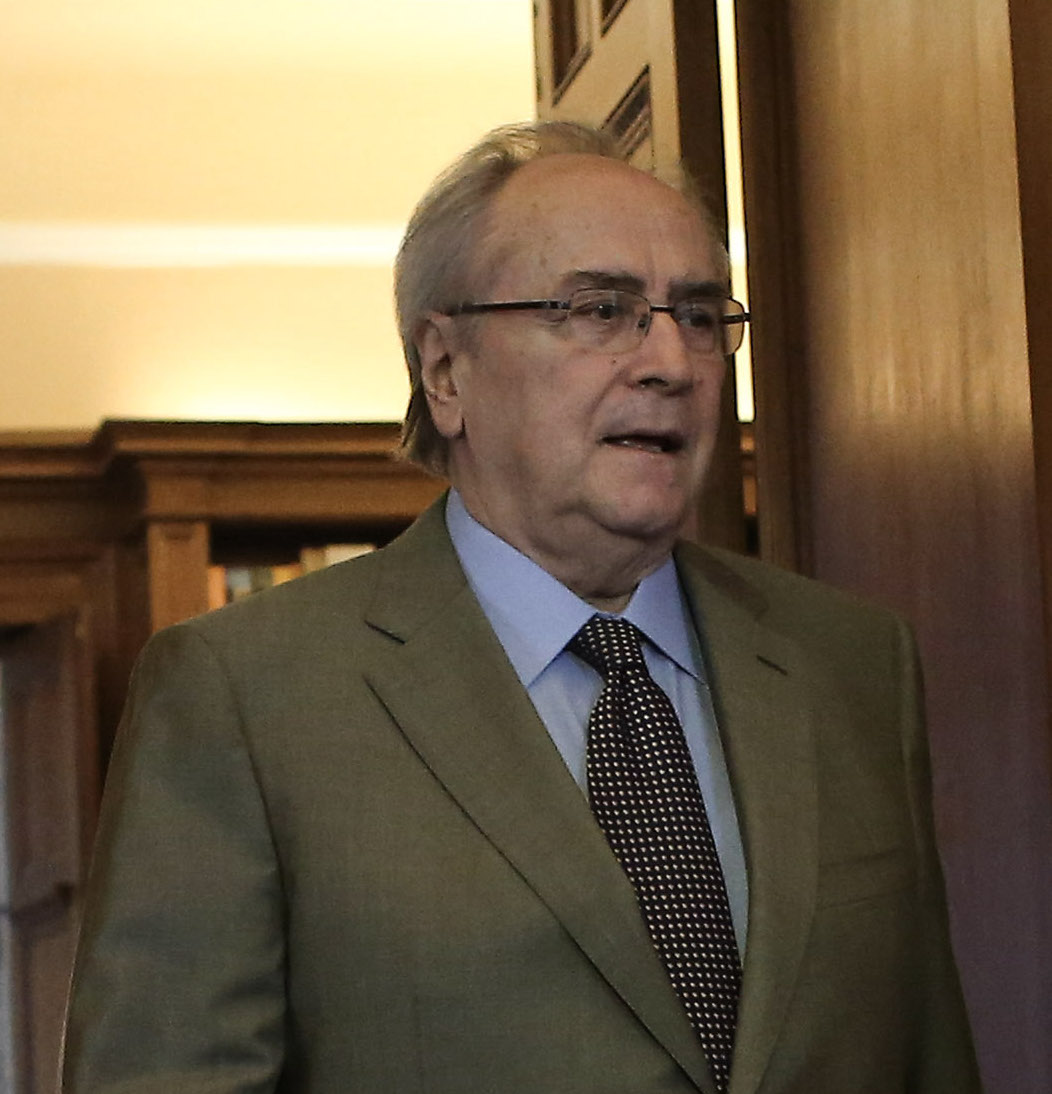 Εντός και Εκτός: Χωροταξικές αλλαγές στο υπουργείο Εθνικής Αμυνας-1