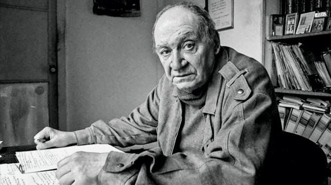 ο-άνθρωπος-που-δεν-αγαπούσε-τη-λογοτεχ-563422783