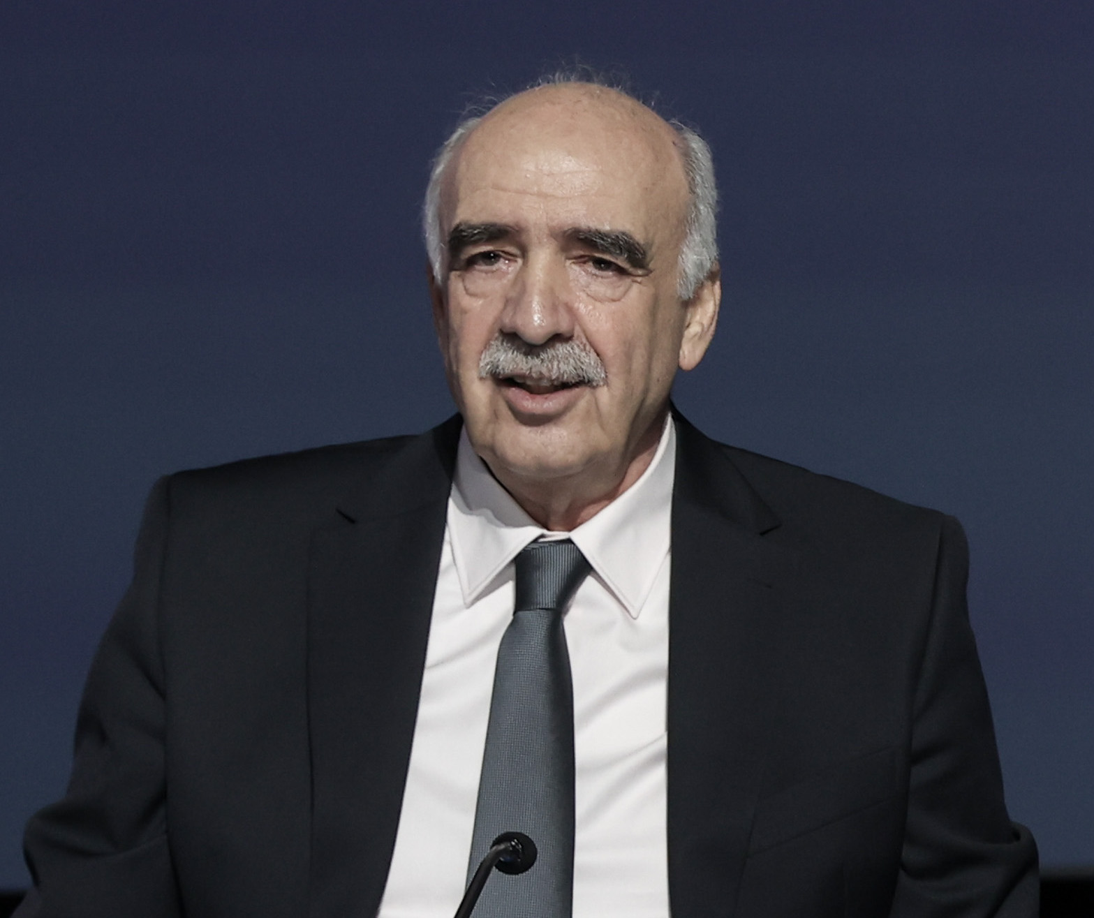 Τα «ρεκόρ» των προέδρων της Βουλής στη Μεταπολίτευση-3