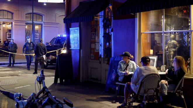 αδέσποτος-εξτρεμισμός-563402146