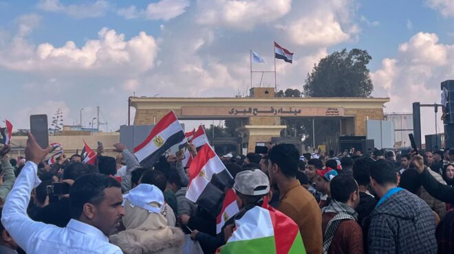 γάζα-αιγύπτιοι-διαδηλώνουν-ενάντια-σ-563446249