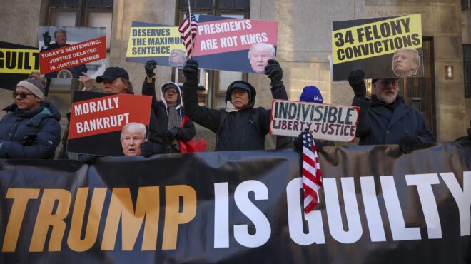 ντόναλντ-τραμπ-ενας-πρόεδρος-με-βαρύ-π-563411347