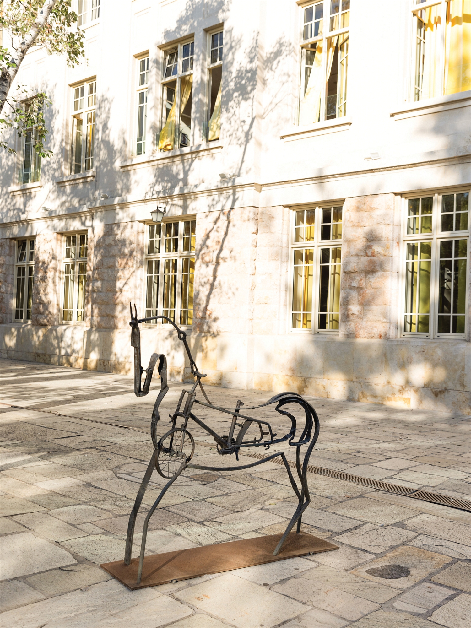 Ξενάγηση στην «Πομπή προς την πόλη» της Αλεξάνδρας Αθανασιάδη-2