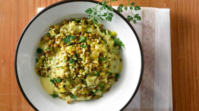 φακές-με-καυκαλήθρες-και-ρύζι-αυγολέμ-563429416