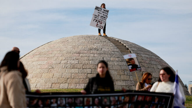 πράσινο-φως-από-το-συμβούλιο-ασφαλε-563421979