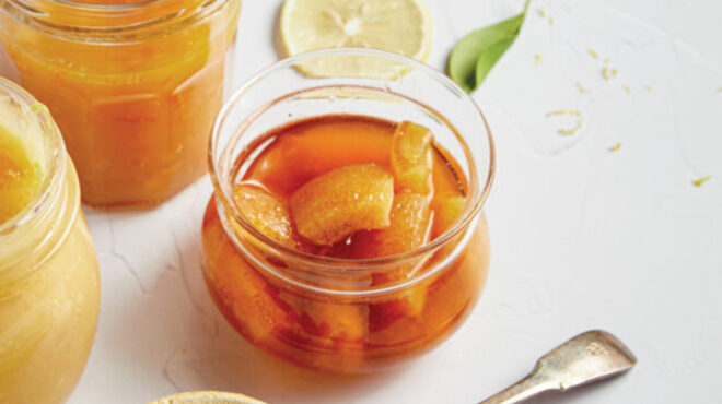 γλυκό-κουταλιού-λεμόνι-φλούδα-563429407