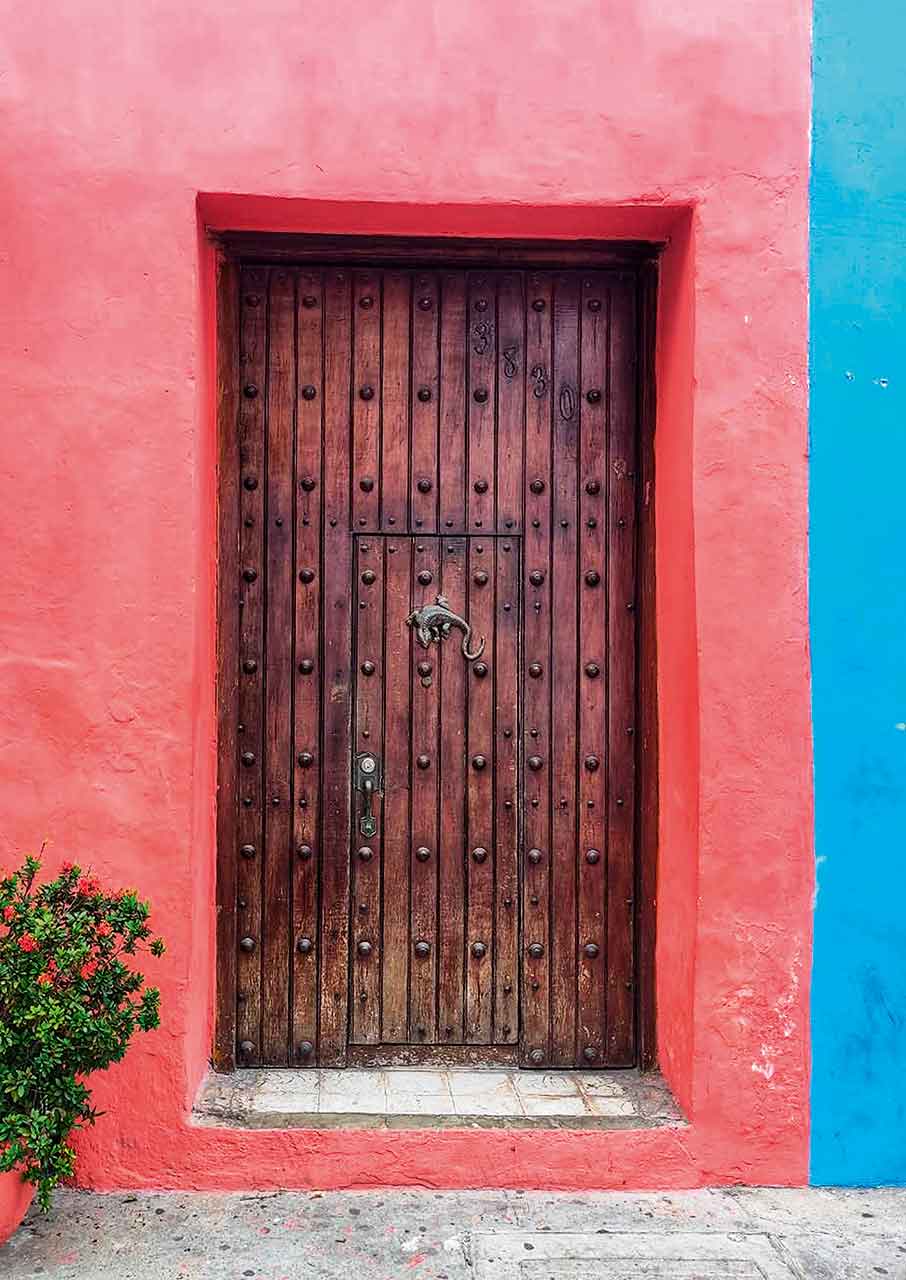 Οι πόρτες της Καρταχένα: Χρώματα, ιστορίες και σιωπηλοί μάρτυρες-2