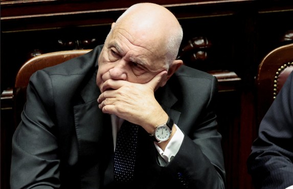 ιταλία-δεν-υπάρχει-επίσημο-αίτημα-των-563408029