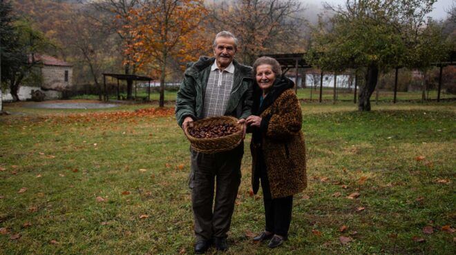 καστοριά-φασόλια-φημισμένα-μήλα-ορει-563424958