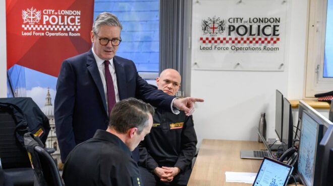 βρετανία-ερευνες-για-1-500-υποθέσεις-βιασ-563420650