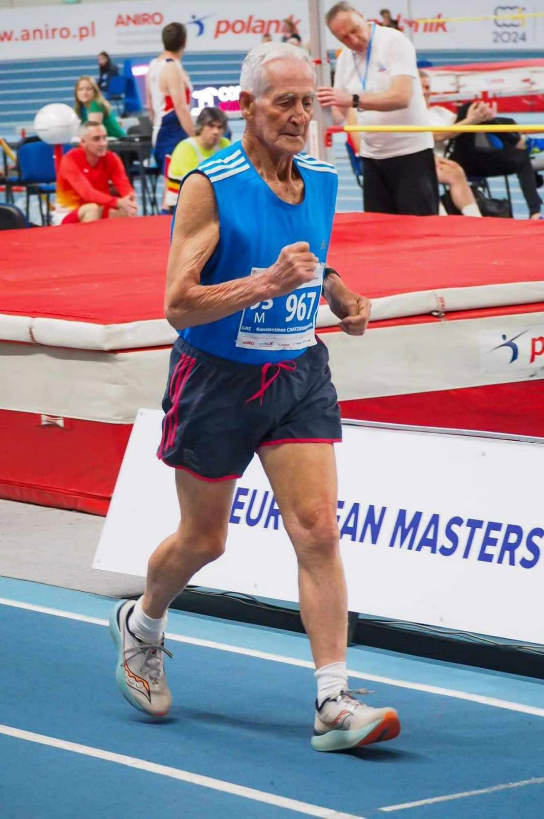 Κώστας Χατζηεμμανουήλ: Ο χρόνος δεν μπορεί να τον φτάσει-1