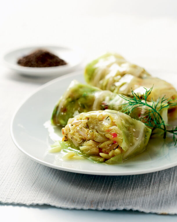 λαχανοντολμάδες-με-φέτα-και-κριθαράκ-563433253