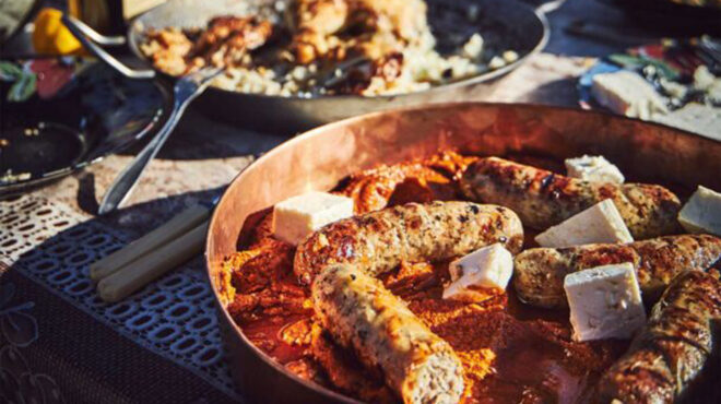 λουκάνικα-με-κρέμα-nduja-καρύδια-και-φέτα-563404240