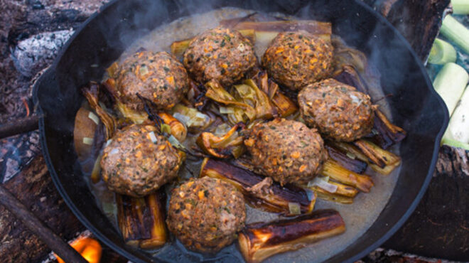 μεγάλοι-κεφτέδες-φούρνου-με-καψαλισμ-563429422