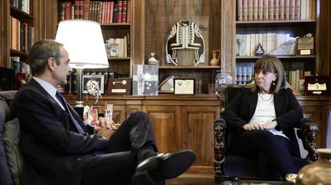 συνάντηση-μητσοτάκη-σακελλαροπούλ-563416588