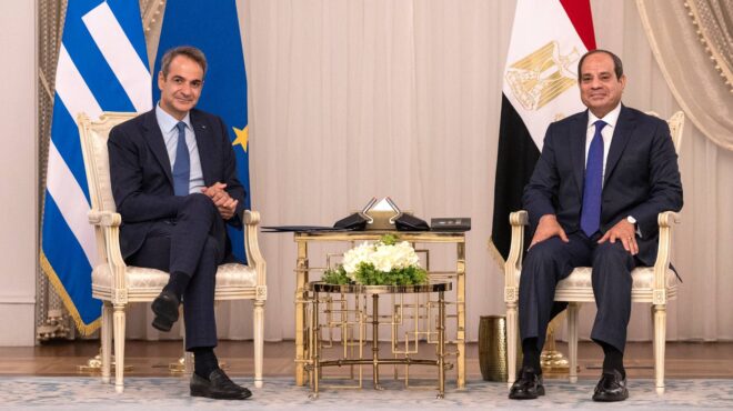 η-αθήνα-στη-μέση-της-διελκυστίνδας-του-563406010