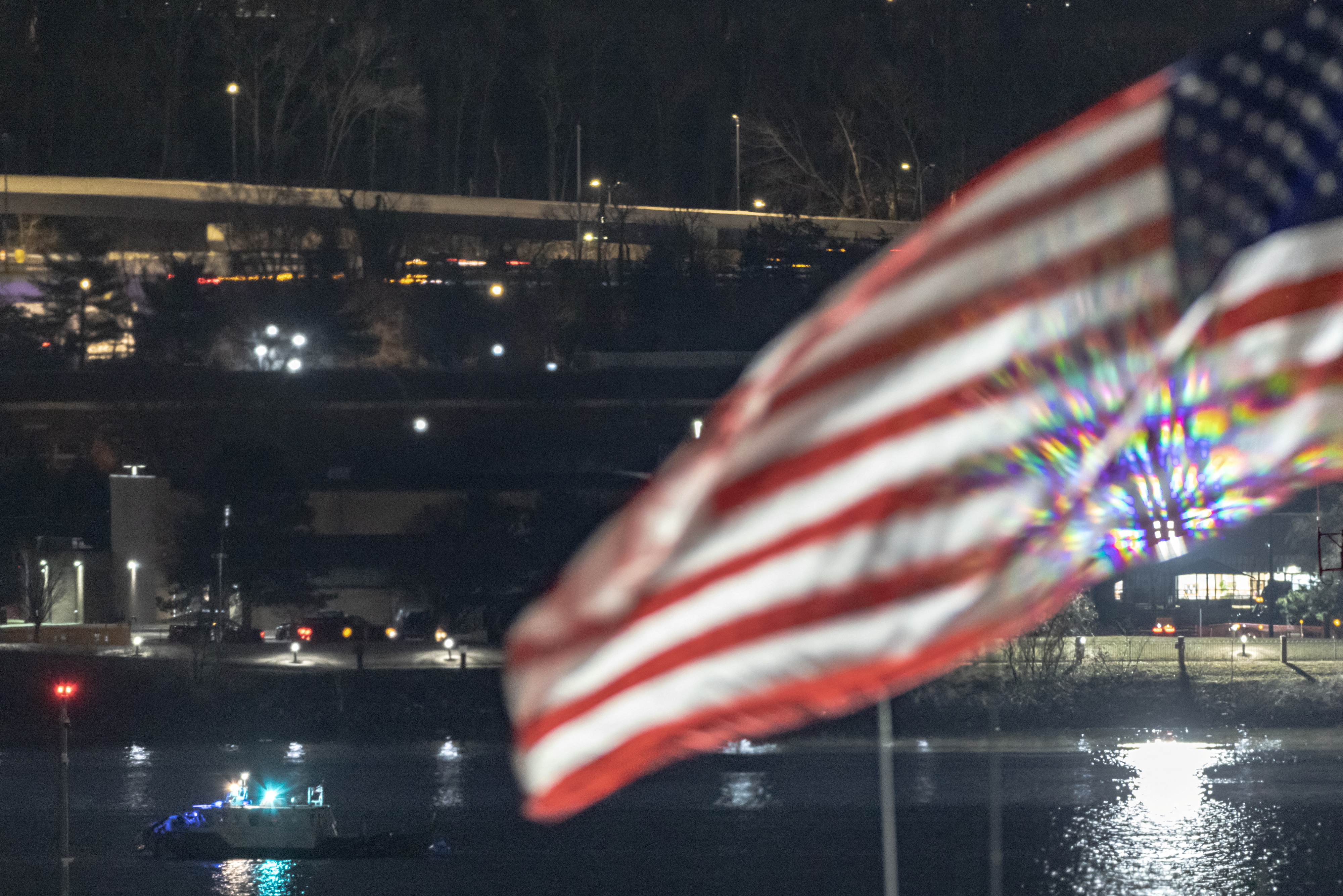 Ουάσιγκτον: Ανακτήθηκαν τα μαύρα κουτιά του αεροπλάνου που συνετρίβη-1