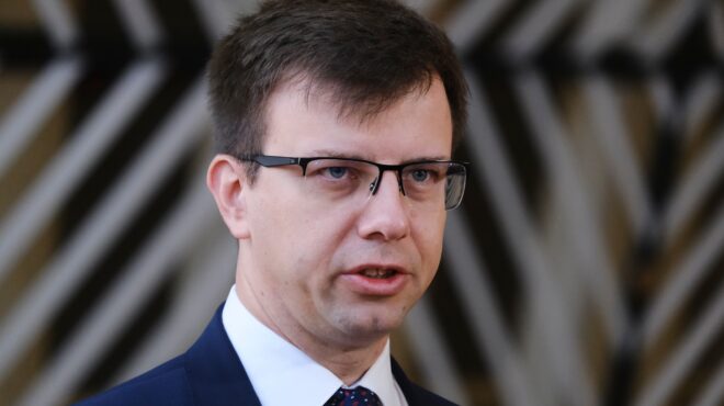 ουγγαρία-η-ε-ε-να-μιλήσει-με-τον-τραμπ-γ-563419984