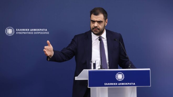 θερμό-μπρίφινγκ-για-τα-τέμπη-563443999