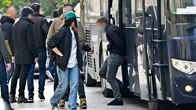 κύκλωμα-προστασίας-πώς-τρύπωσαν-οι-σ-563424994