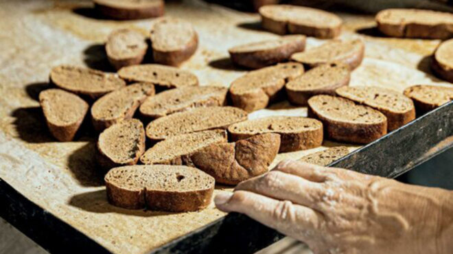 παξιμάδια-χαρουπιού-προζυμένια-563406028