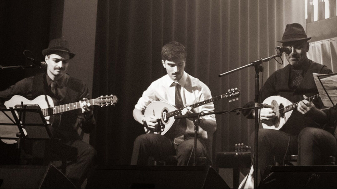 τι-κάνει-ο-τσιτσάνης-στη-μελβούρνη-563433718