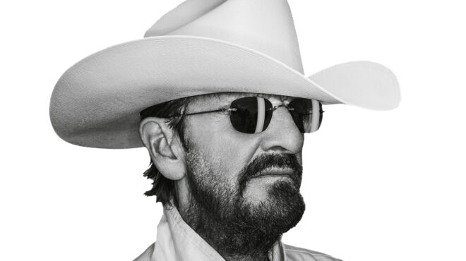 μήπως-οι-beatles-δε-διαλύθηκαν-ποτέ-563431909