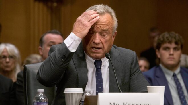 ηπα-εσωκομματικά-πυρά-για-επιχειρήμα-563444605