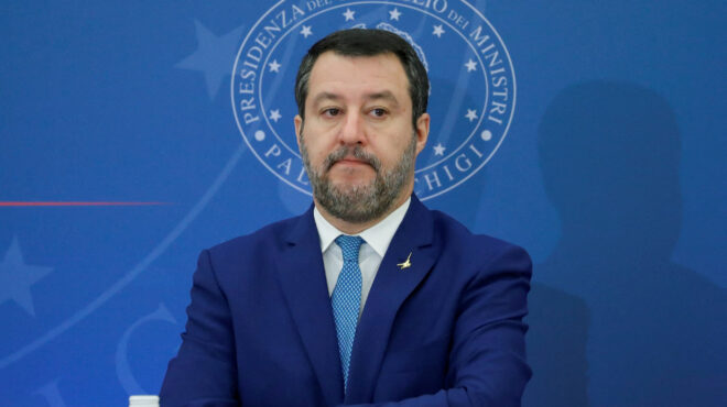 η-ιταλική-ακροδεξιά-πρότεινε-αποχώρη-563433847