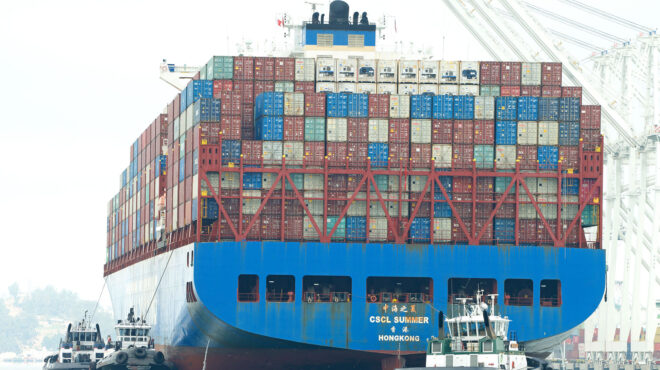 η-κίνα-αντιτίθεται-στα-μέτρα-εμπορικο-563418361