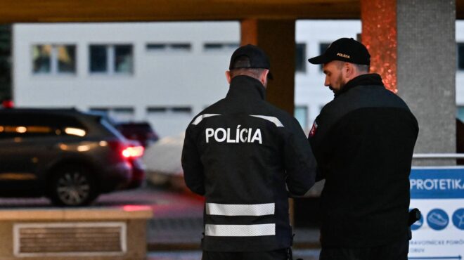 βρετανία-περιστατικό-με-μαχαίρι-σε-σχ-563420098