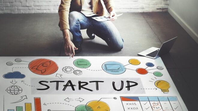 ενας-στους-δύο-νέους-θέλει-να-ξεκινήσε-563402932