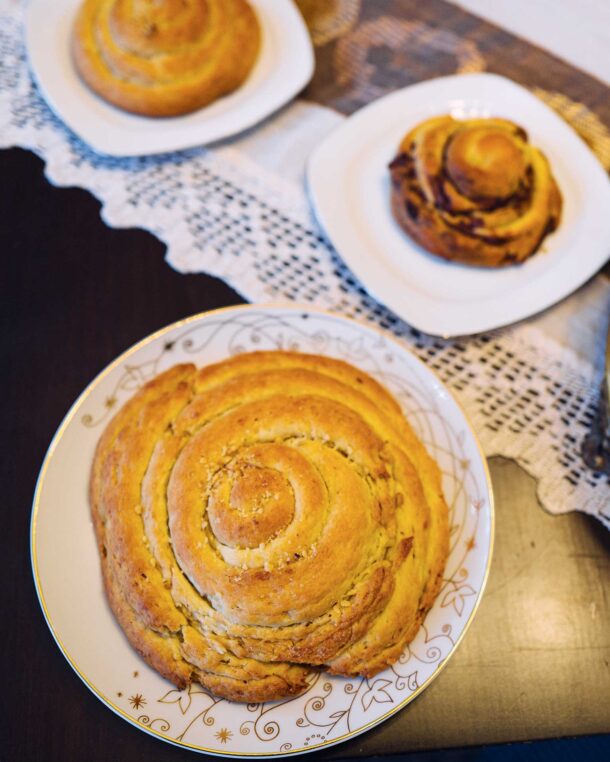 ταχινοπιτάκια-από-την-πόλη-563439493
