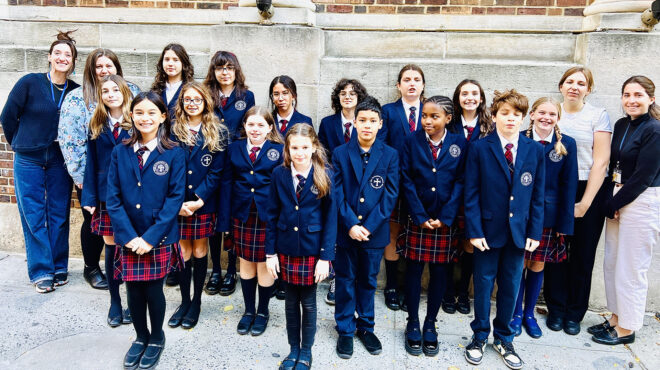 στο-καθεδρικό-σχολείο-του-μανχάταν-δ-563443789