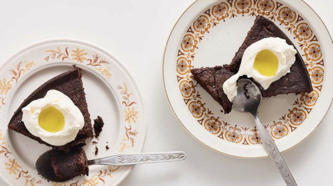 κέικ-σοκολάτας-με-κρέμα-μασκαρπόνε-κα-563441842