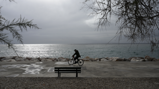 καιρός-πέφτει-η-θερμοκρασία-για-μία-εβ-563452672