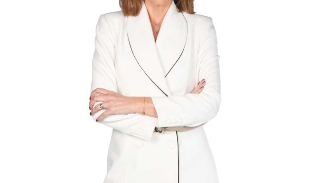 η-χριστίνα-βίδου-επιστρέφει-στα-πάτρ-563484760