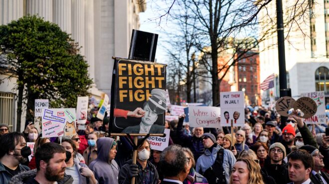 ηπα-διαδηλώσεις-κατά-της-εισβολής-μασ-563455186