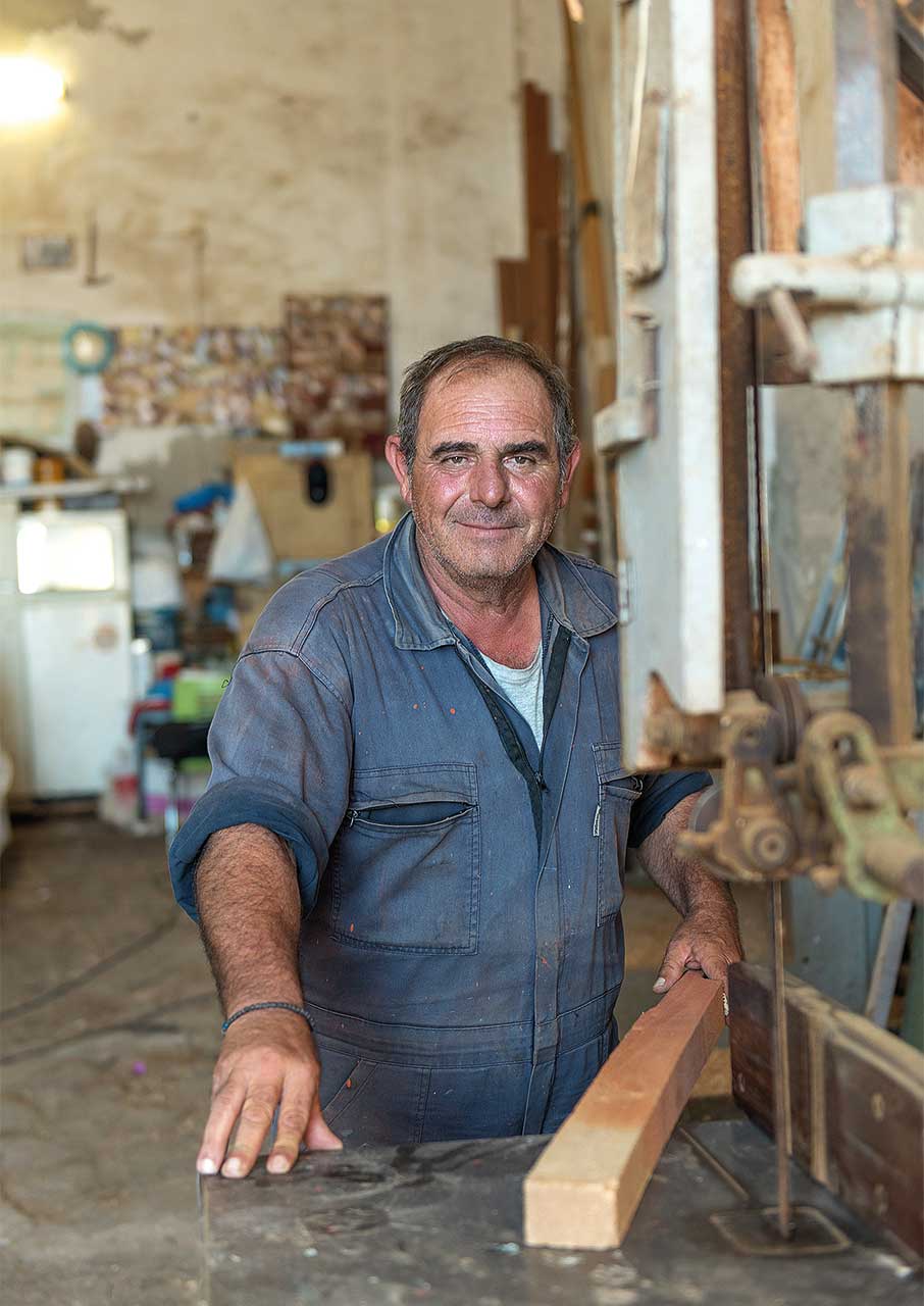 Σύρος: Η καρδιά της ελληνικής ξυλοναυπηγικής χτυπά ακόμη-4