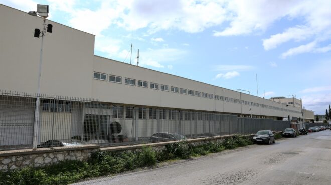 h-σκλαβενίτης-αναπτύσσει-το-πρώτο-τη-563453602