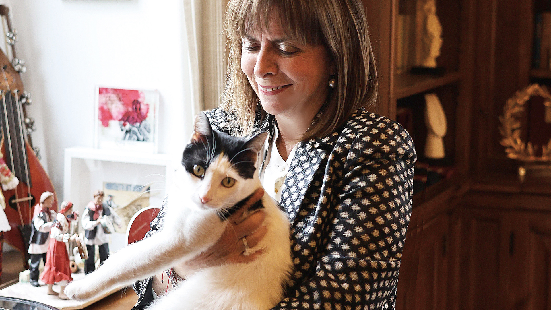 Κατερίνα Σακελλαροπούλου: Δεν μετανιώνω για τις επιλογές μου. Δεν μου λείπουν τα αξιώματα-1