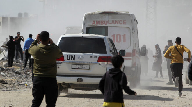 αντιδράσεις-στο-σχέδιο-σοκ-του-τραμπ-γ-563448796