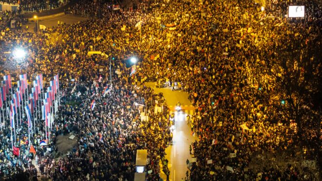 σερβία-αποκλεισμένο-από-φοιτητές-το-ν-563449225