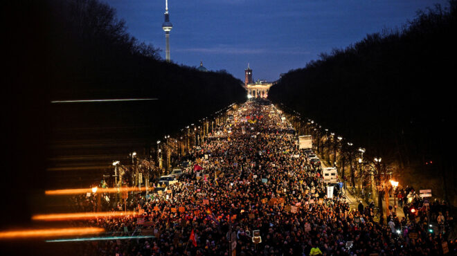γερμανία-μεγάλη-διαδήλωση-στο-βερολί-563449519