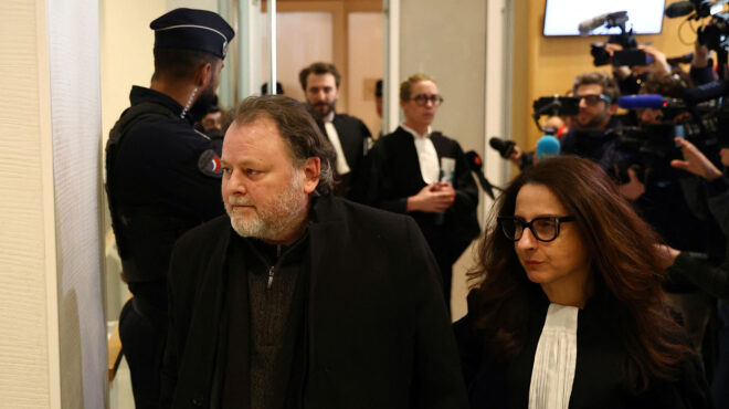 κριστόφ-ρουζιά-ενοχος-ο-σκηνοθέτης-γι-563450389