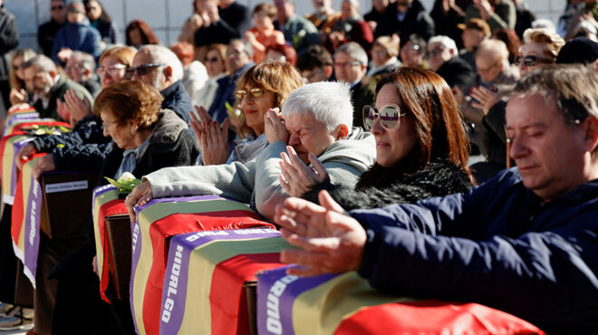 ανακούφιση-και-δάκρυα-563454868